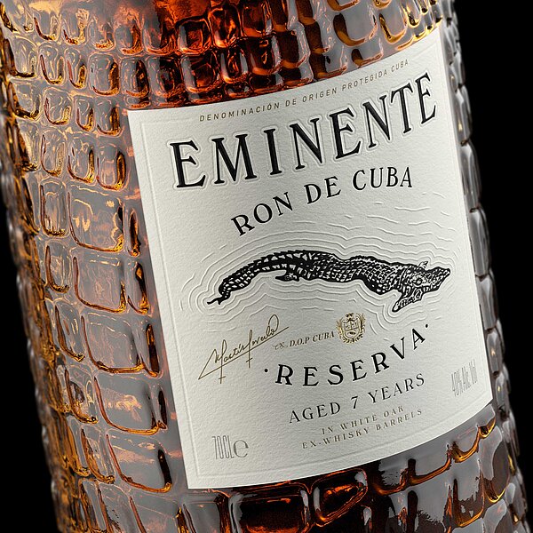 Eminente - Reserva 7 years Limited edition scarf | Rum from Cuba